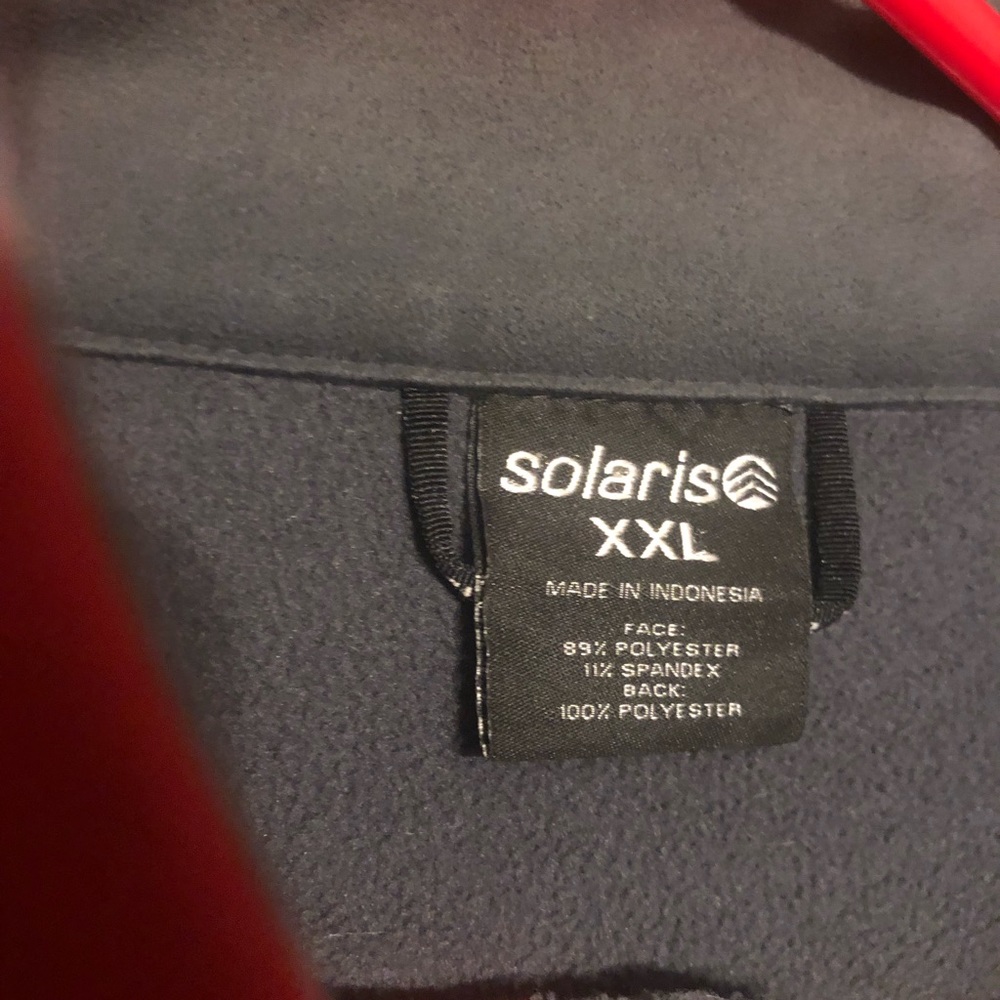 Men’s Solaris Hardshell Vest - Picture 2 of 3